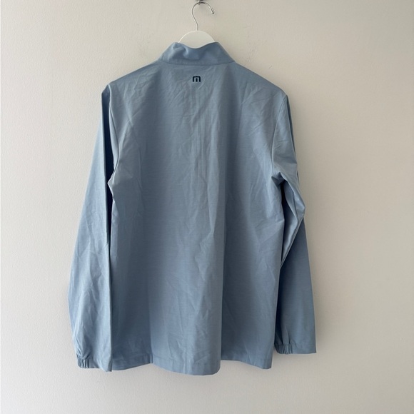 TRAVIS MATTHEW Men’s Twin Flame Blue Windbreaker - Picture 5 of 5